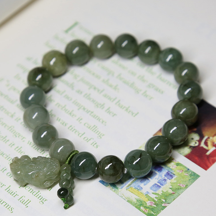 Wealth  & Serenity - Green Jade Bracelet with Pixiu